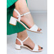 Biele dámske sandále na nízkom opätku