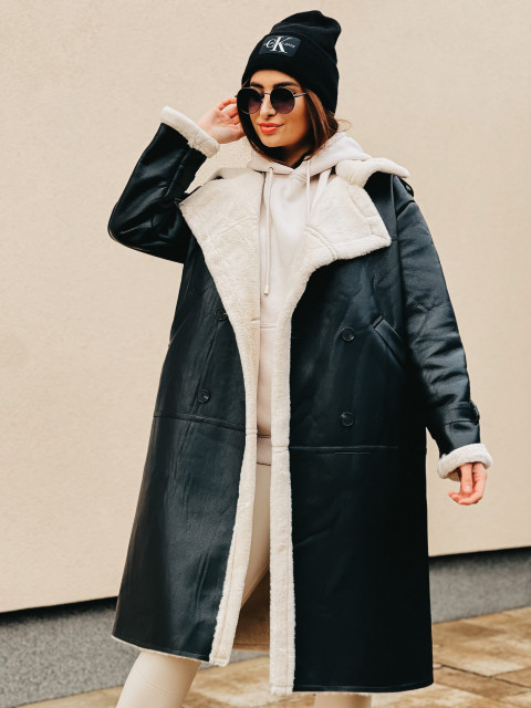 Luxusný dámsky čierno-biely kabát s kožušinou 