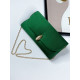 Dámska saténová spoločenská kabelka s remienkom - zelená