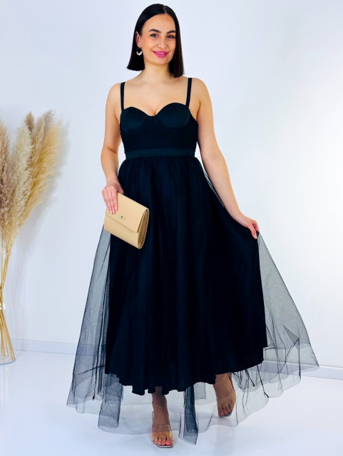 Dámske čierne spoločenské šaty s týlovou sukňou