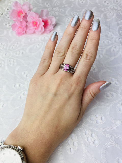 Dámsky strieborný prsteň s ružovým kryštálom 5