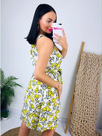 Žlté letné vzorované šaty