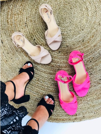 Dámske ružové sandálky s opätkom