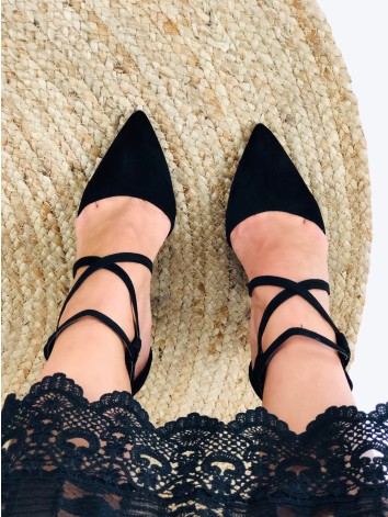 Dámske čierne sandálky s hrubým opätkom