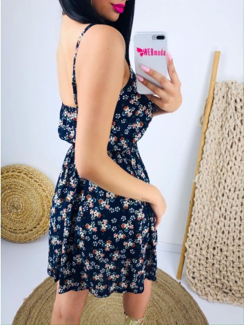 Modré kvetované šaty na ramienka