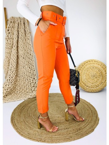 Dámske oranžové nohavice s vysokým pásom a opaskom
