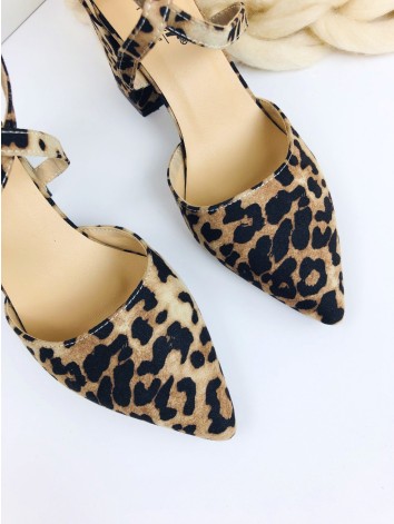 Elegantné sandálky s leopardím vzorom