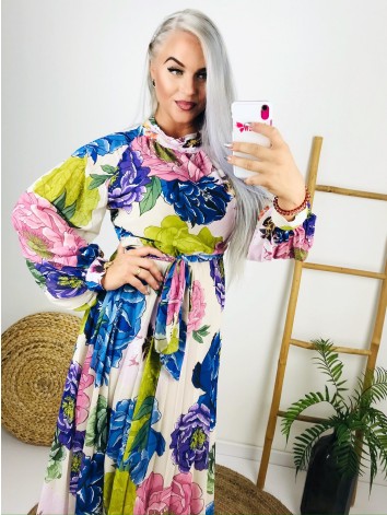 Farebné kvetované spoločenské šaty s opaskom