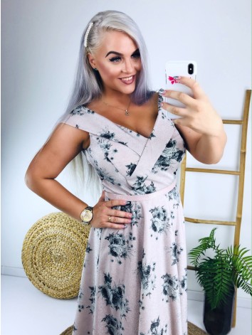 Kvetované púdrové spoločenské šaty s opaskom