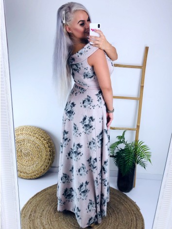 Kvetované púdrové spoločenské šaty s opaskom