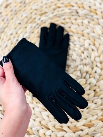 Čierne ochranné rukavice