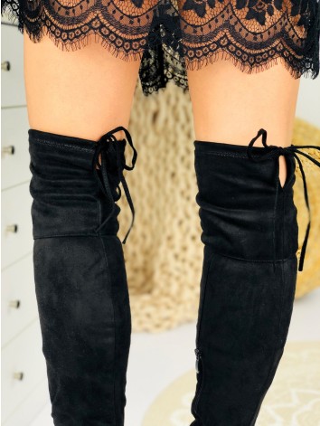Dámske čierne čižmy na vysokom opätku
