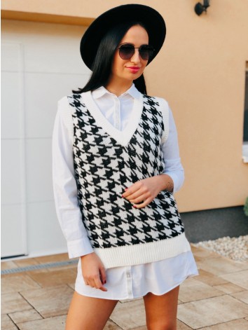 Biela pletená vesta