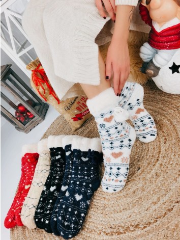 Béžové vianočné ponožky s brmbolcami