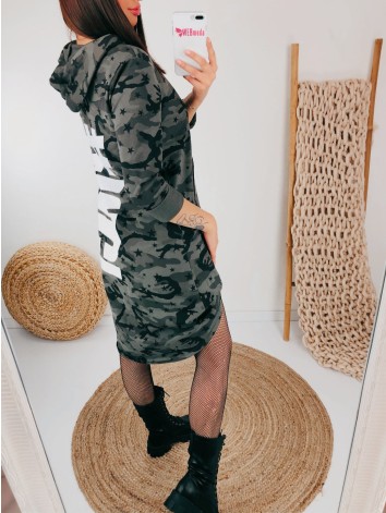 Khaki maskáčové šaty s kapucňou