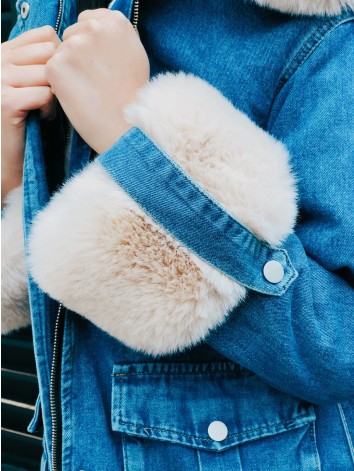 Dámska zateplená riflová bunda s kapucňou modrá Beige