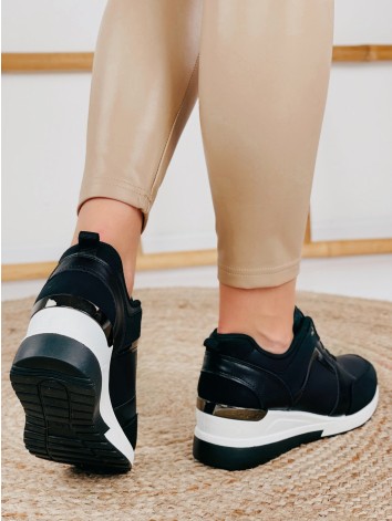 Čierne tenisky na platforme