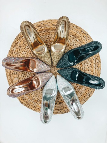 Dámske trblietavé strieborné lodičky