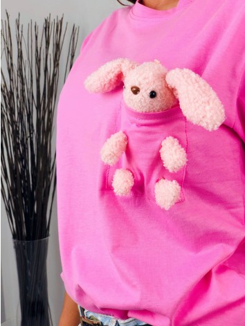 Ružové tričko s plyšovou hračkou
