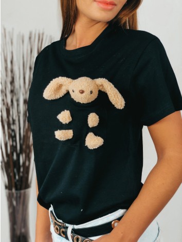 Čierne tričko s plyšovou hračkou
