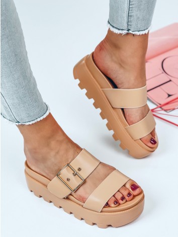 Béžové šľapky na platforme Suera