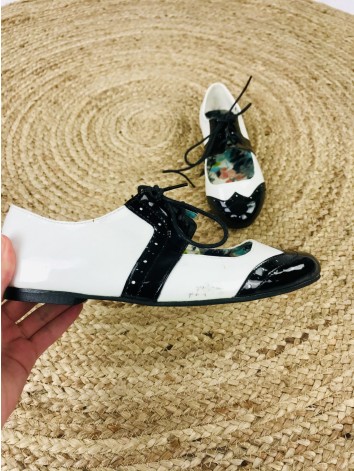 Čiernobiele mokasíny - KAZOVÉ