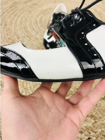 Čiernobiele mokasíny - KAZOVÉ