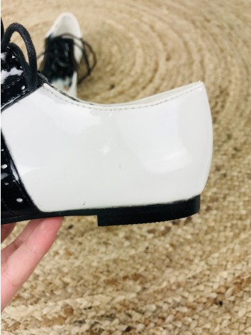 Čiernobiele mokasíny - KAZOVÉ