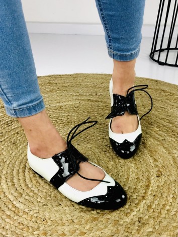 Čiernobiele mokasíny - KAZOVÉ