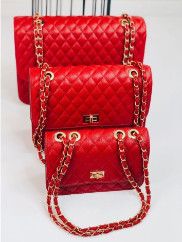 Červená malá kabelka s reťazou