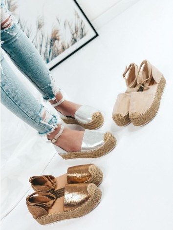 Dámske béžové espadrilky na platforme