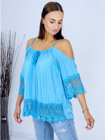Dámska modrá blúzka s madeirou na ramienka