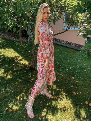 Dlhé ružové kvetované šaty s dlhým rukávom