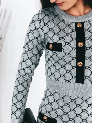 Dámske sivé vzorované svetríkové šaty na gombíky