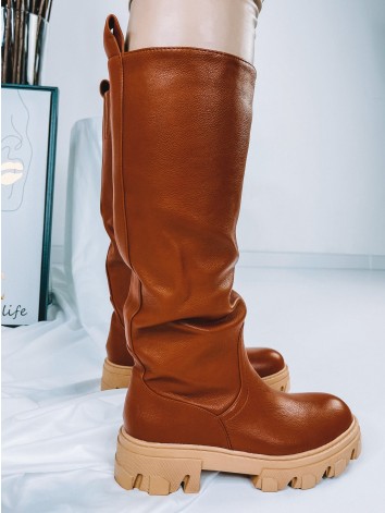 Dámske camel zateplené čižmy s hnedou platformou