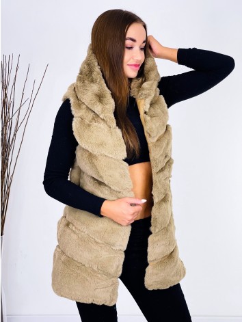 Dámska hnedá kožušinová vesta s kapucňou