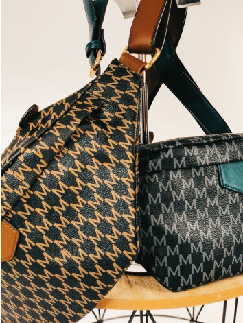 Dámska mega veľká čierna ľadvinka MK