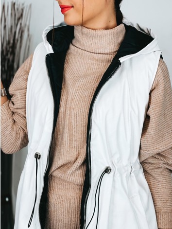 Dámska biela koženková vesta s kapucňou