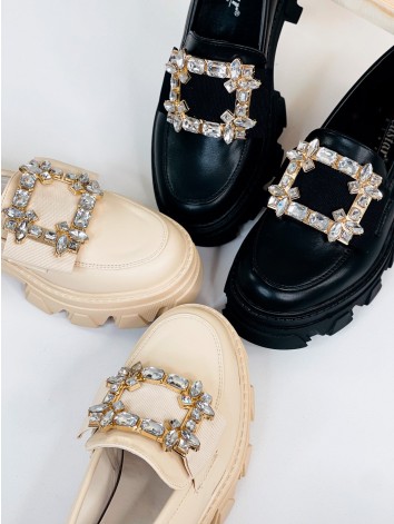 Dámske čierne matné mokasíny na platforme s prackou