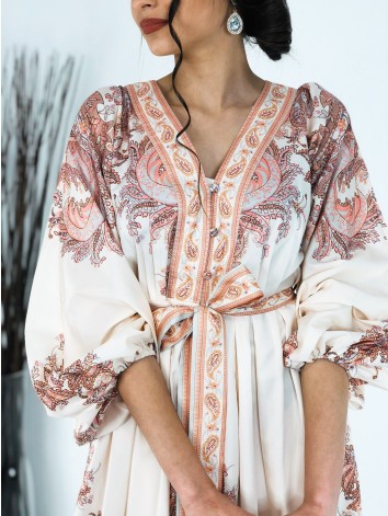 Dámske dlhé vzorované šaty s gombíkmi a opaskom - staroružová