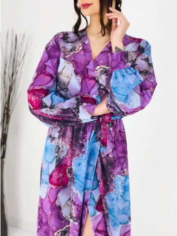 Dámske dlhé mramorové šaty s opaskom a razporkom