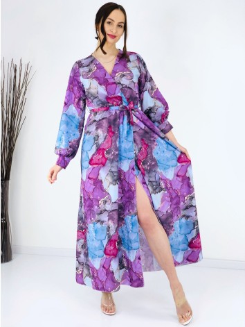 Dámske dlhé mramorové šaty s opaskom a razporkom