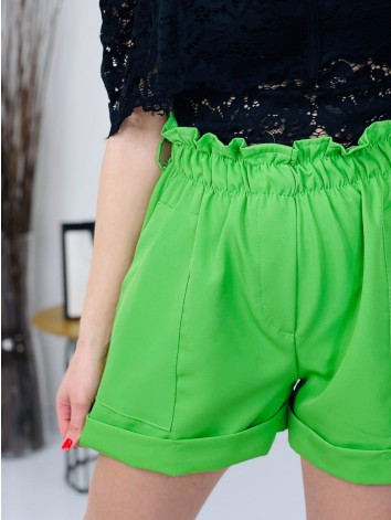 Dámske zelené elegantné kraťasy s vreckami