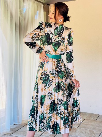 Dámske spoločenské šaty s opaskom a plisovanou sukňou - mix