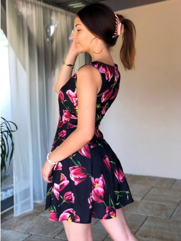 Dámske kvetované spoločenské šaty - čierne