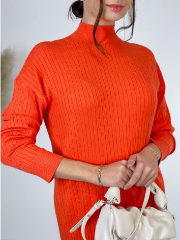 Dámske exkluzívne pletené rolákové šaty - oranžové