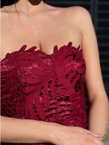 Dámske bordové exkluzívne spoločenské šaty s čipkou