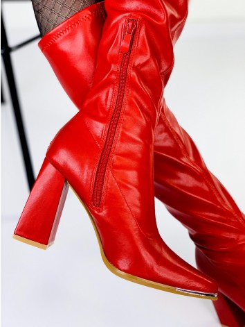 Dámske červené kožené čižmy pod kolená