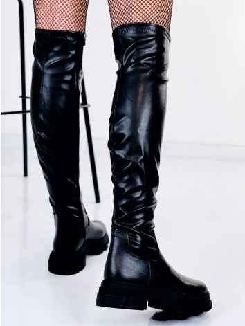 Dámske vysoké koženkové čižmy na nízkej platforme - čierne