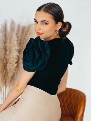 Dámsky čierny elegantný top s ozdobnými rukávmi ELLI